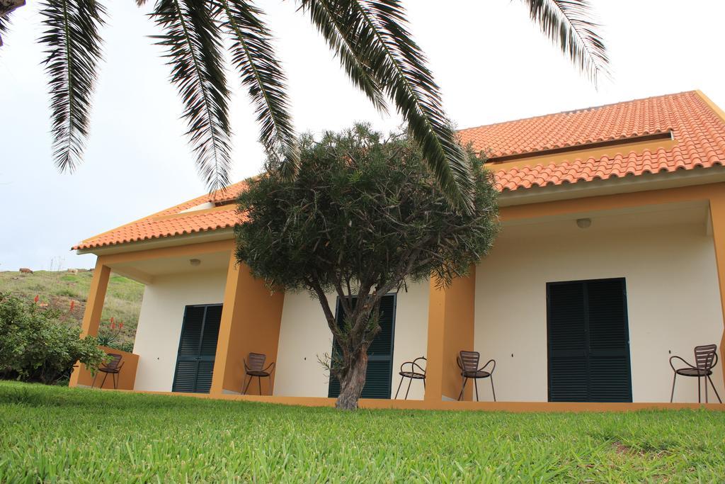 Residencial Farol Panzió Ponta do Pargo Kültér fotó